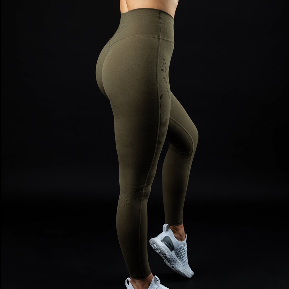 Alphalete Surface Path Laser Cut Leggings
